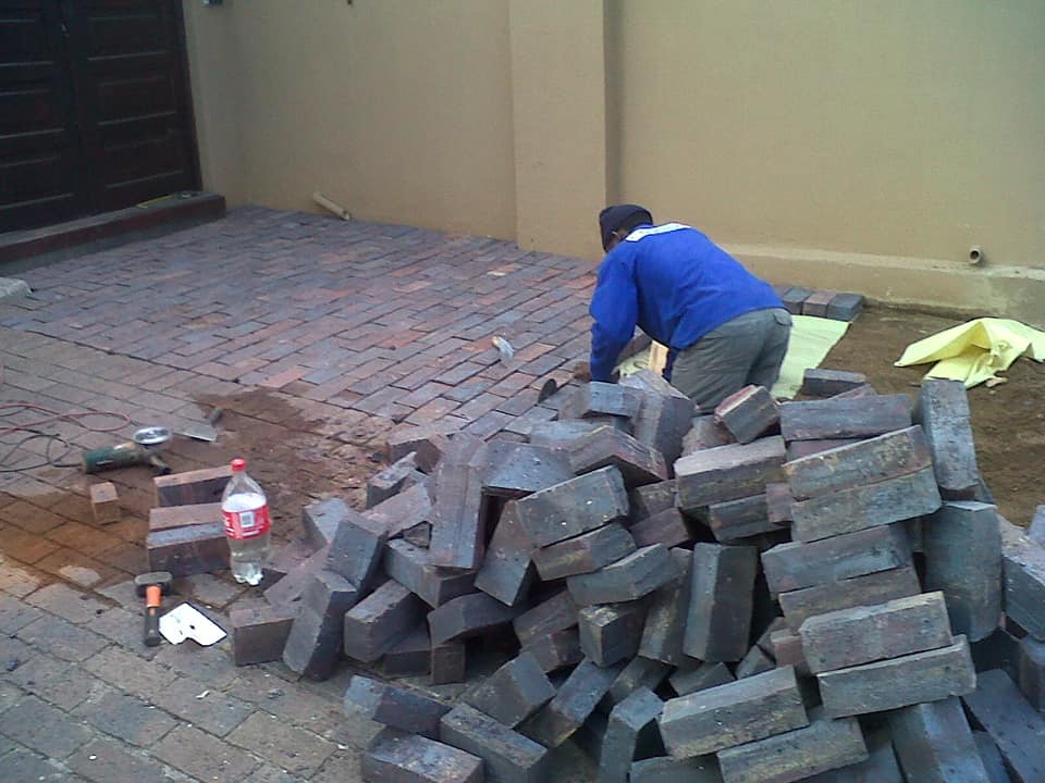 117851360_118501769960862_5297982479236239433_n